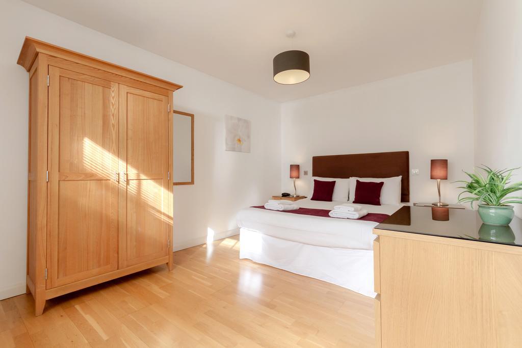 Roomspace Serviced Apartments - Groveland Court London Bilik gambar